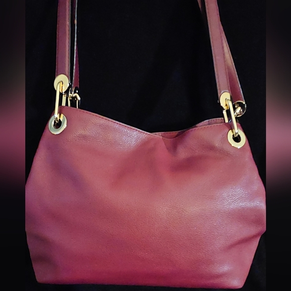 Michael Kors Raven Merlot Large Pebble Leather Shoulder Bag - Picture 3 of 15